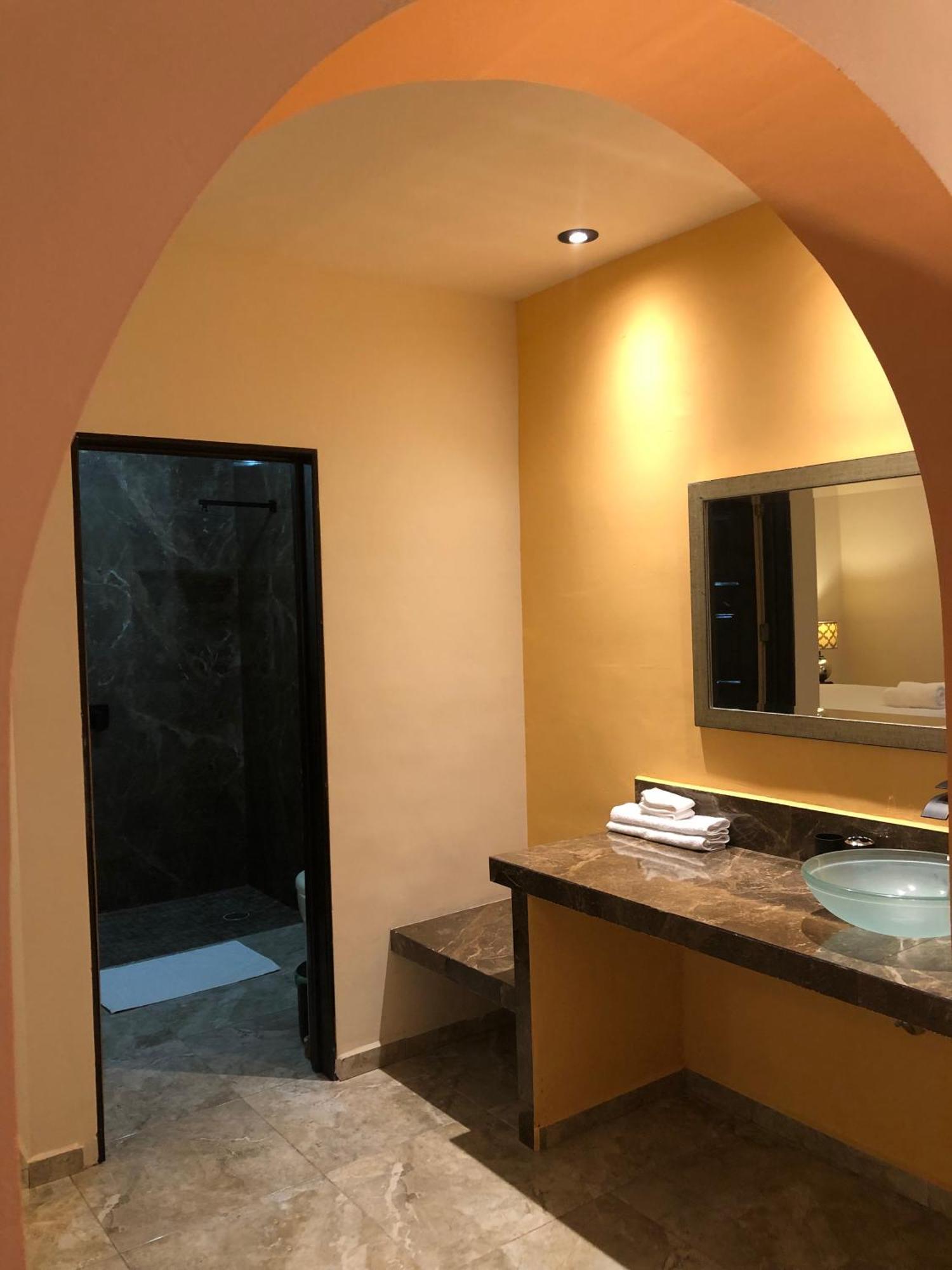 Tres Iguanas Apart Hotel - New, Cozy & Spacious Flats, Short Walk To Beach Лорето Экстерьер фото