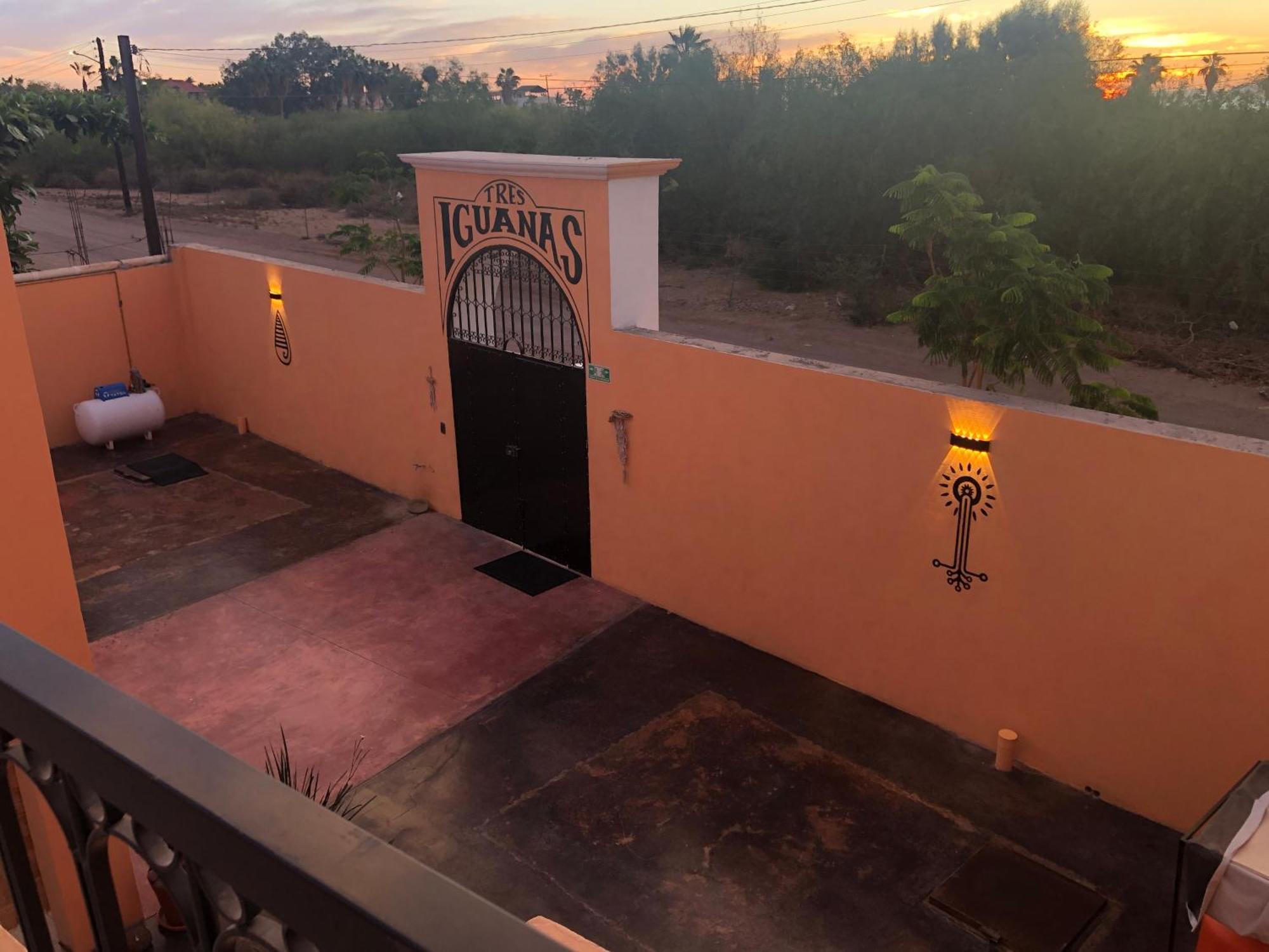 Tres Iguanas Apart Hotel - New, Cozy & Spacious Flats, Short Walk To Beach Лорето Экстерьер фото